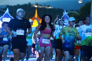 BIB: 461, 116, 401
                            <button type="button" onclick="openModal(22341651)" class="btn btn-primary btn-sm float-right btn-popup" data-toggle="modal" data-target=".modal-high-quality">
                        <i class="fas fa-shopping-cart"></i> Add to Cart
                    </button>
                                            <button type="button" onclick="isThisMe(22341651, true)" class="btn btn-success btn-sm float-right btn-popup btn-isme hidden" data-toggle="tooltip" data-placement="bottom" title="นี่คือรูปของคุณใช่ไหม คลิกที่นี่เพื่อเอาเข้าอัลบั้ม">
                        <i class="fas fa-plus"></i> Add to album
                    </button>
                    <button type="button" onclick="isThisMe(22341651, false)" class="btn btn-warning btn-sm float-right btn-popup btn-isnotme hidden">
                        <i class="fas fa-ban"></i> Remove from album
                    </button>